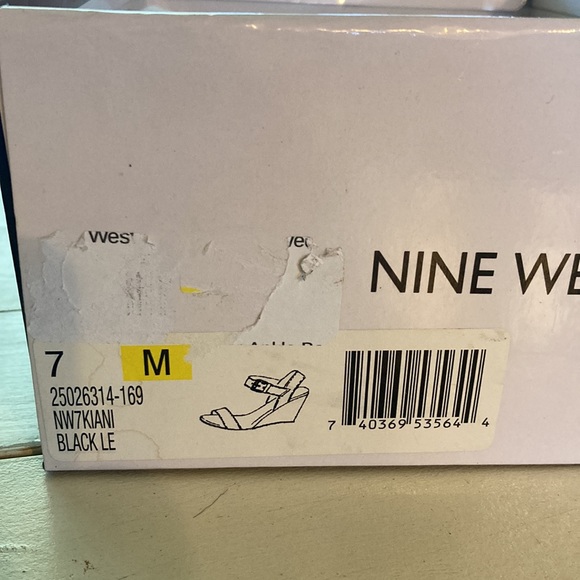 Nine West Black Sandals, Size 7 - Picture 5 of 7